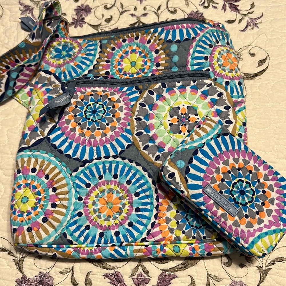 Vera Bradley crossbody SUNNY MEDALLION hipster and wallet